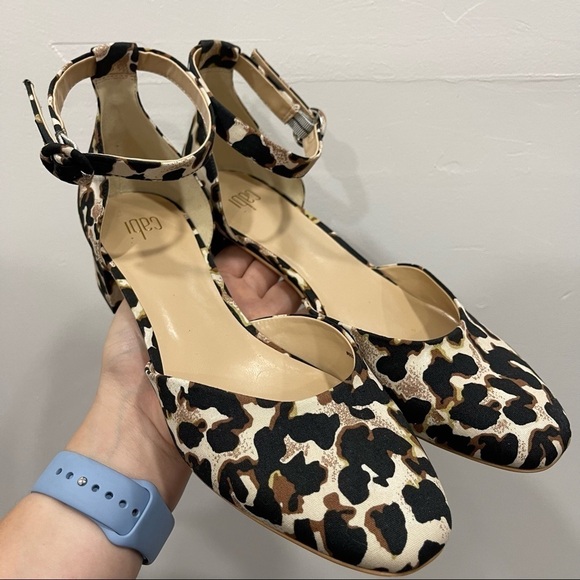 Cabi Kiki Ankle Strap Sandal Style #6020 Animal Print Size 9 Block Heel - Picture 8 of 11